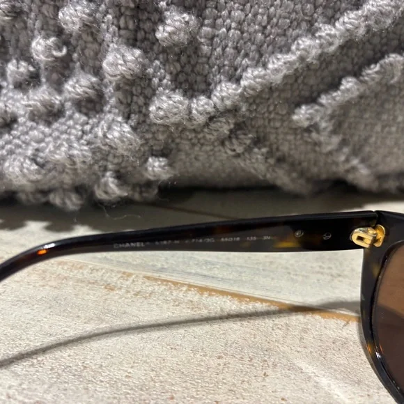 CHANEL Black Sunglasses with Gold Accents / has authentic case 🌺 - Picture 8 of 9